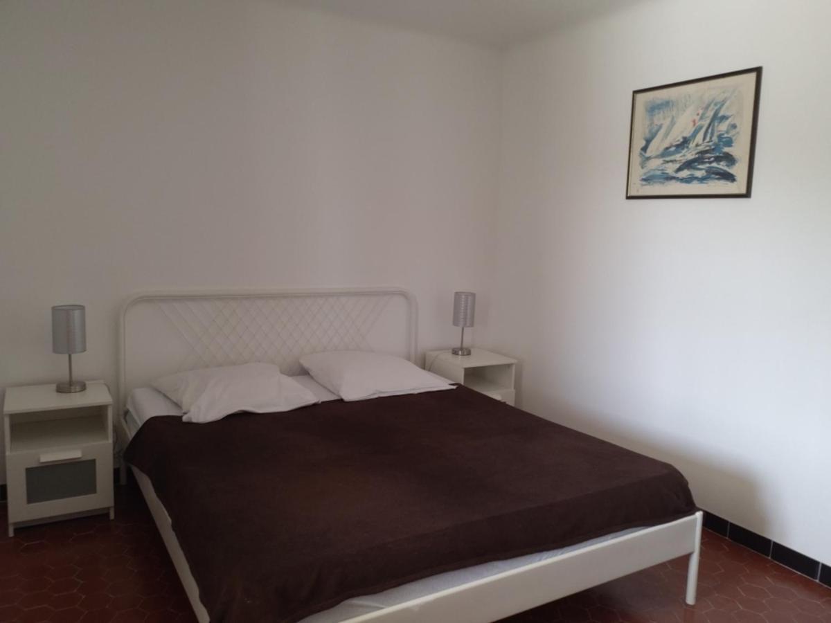 Le Cabanon Revisite Tres Beau T2 Labellise 3 Etoiles De 40M2 Face Au Port De Carry Le Rouet Apartment Exterior photo